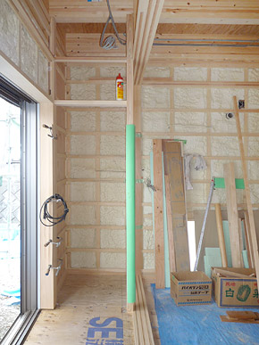 施工の様子／建具枠／取り付け